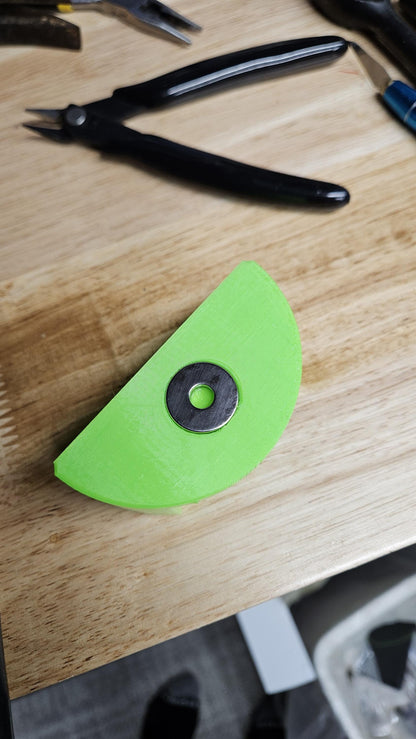 Magnetic Dip Can Holder for Zyn, Copenhagen & Smokeless Tobacco