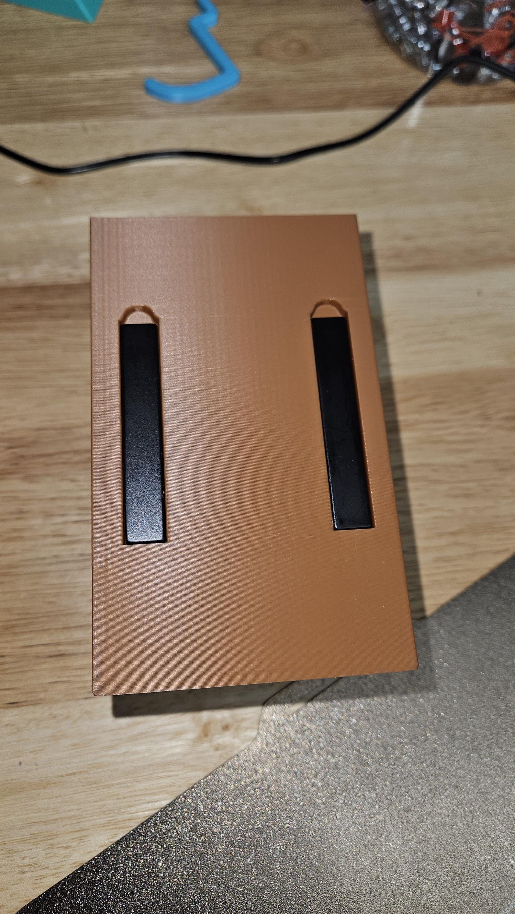 Magnetic Dip Dispenser for Zyn, Copenhagen, Skoal & More