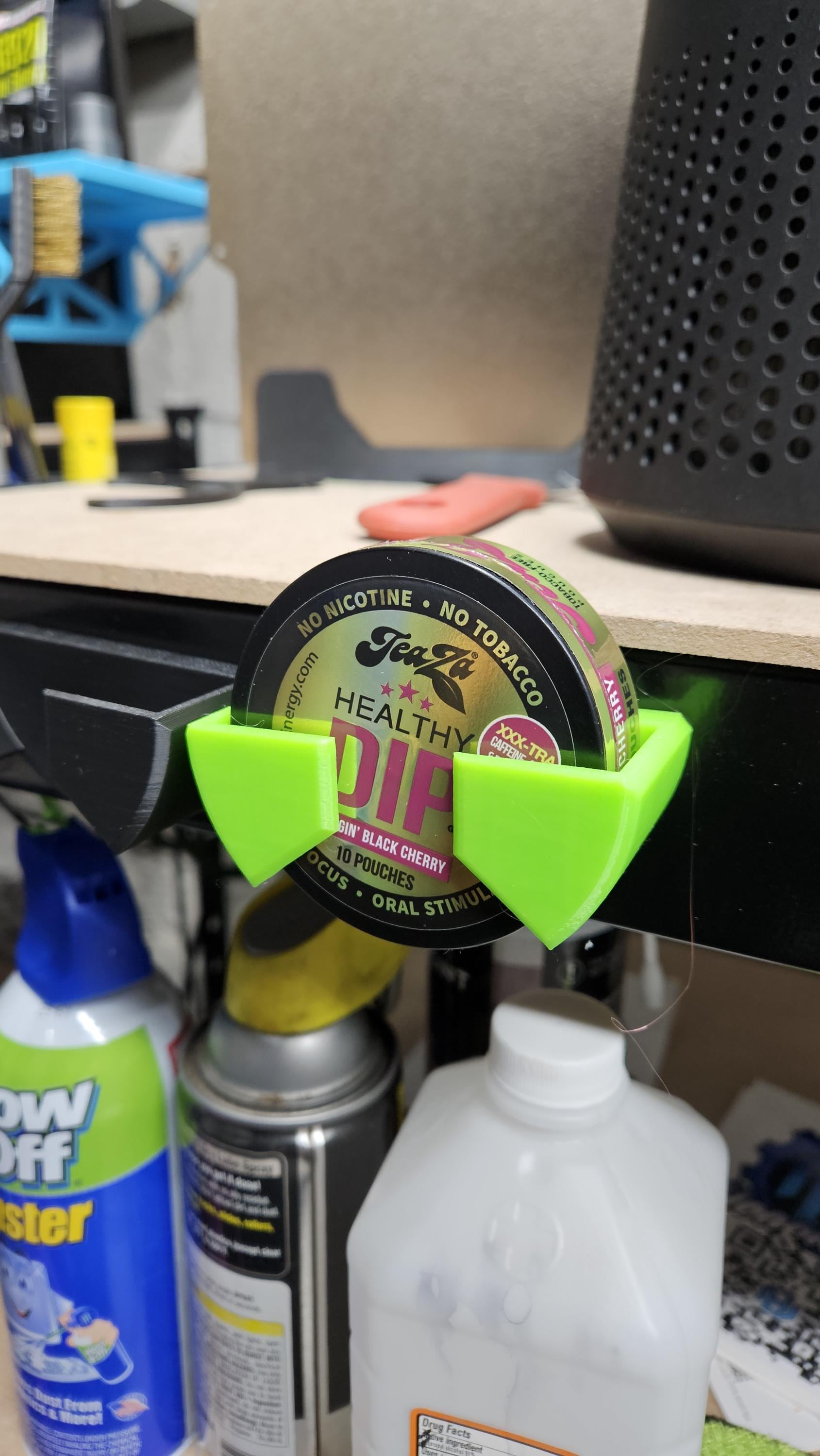 Magnetic Dip Can Holder for Zyn, Copenhagen & Smokeless Tobacco