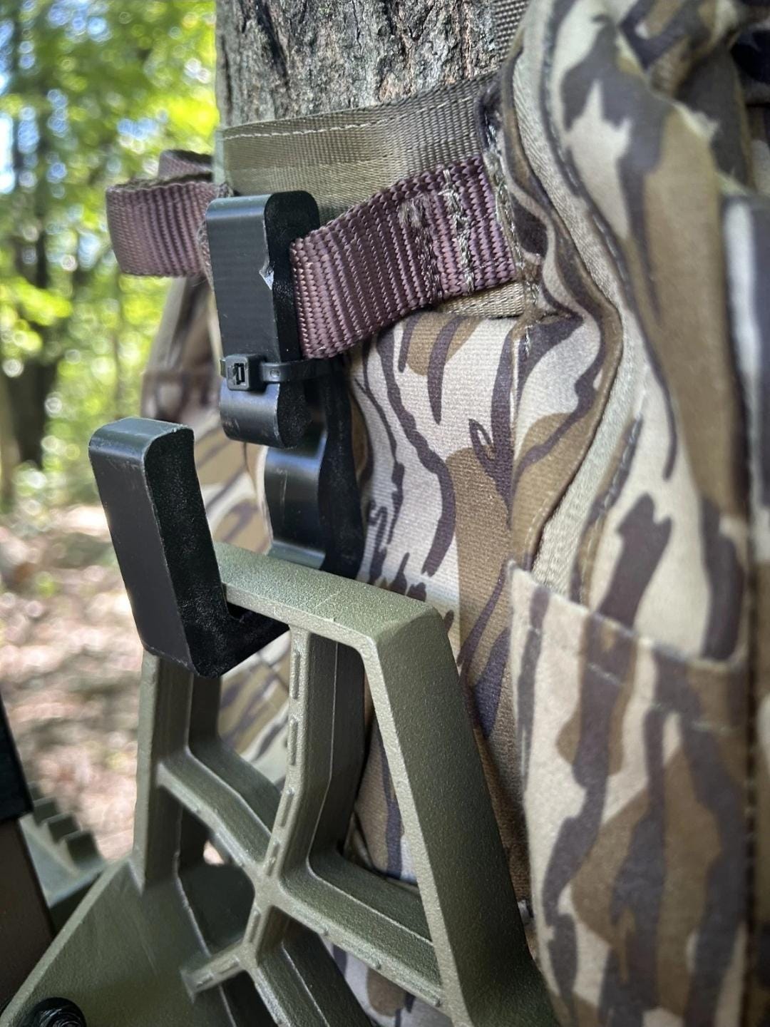 Saddle Hunting Platform Hooks Archery Extreme Duty Pair