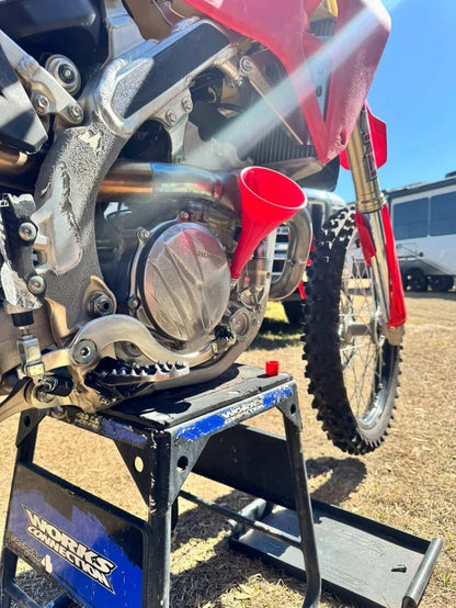 Honda CRF250/450 Threaded Oil Funnel